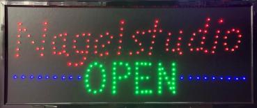 LED-Schild NAGELSTUDIO OPEN (rot, blau, gruen)