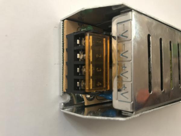 LED Power Supply   12 Volt  100 w   8,5 A