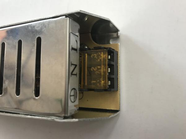 LED Power Supply   12 Volt  100 w   8,5 A